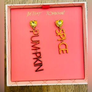 Betsey Johnson PUMPKIN SPICE Dangle earrings